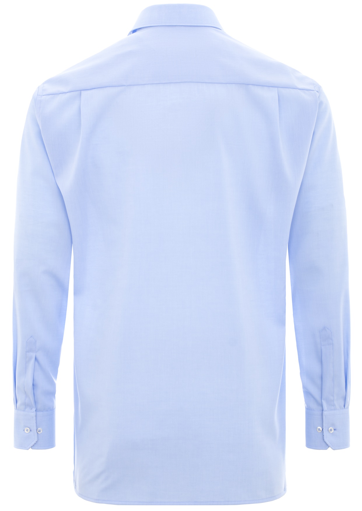Rücken-eines-Eterna-Hemdes-Comfort-Fit-in-Farbe-hellblau-uni-mit-Patch-und-72-cm-Ärmellänge-Kragenweite-43