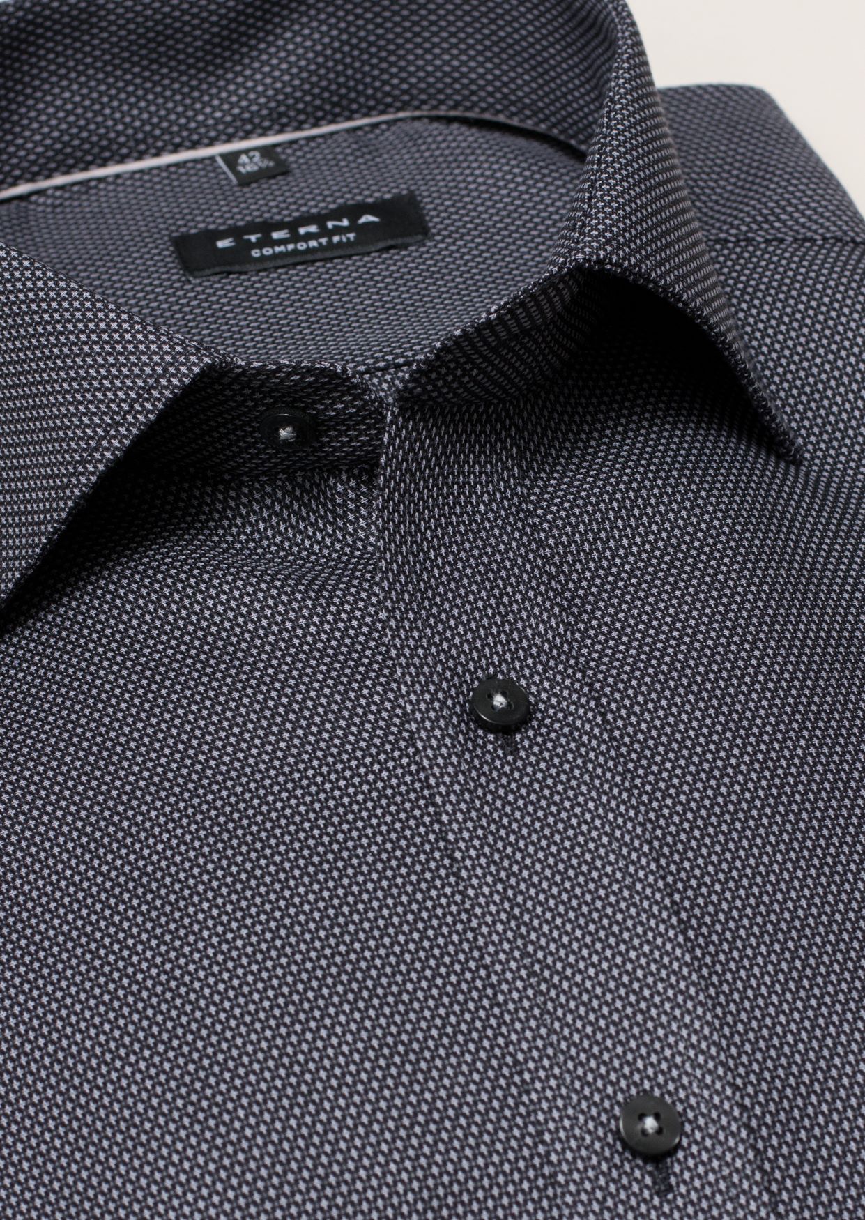 Kragenausschnitt-Eterna-Hemd-Comfort-Fit-Kragenweite-41-schwarz-grau-superlang-72-cm-mit-feiner-Webstruktur